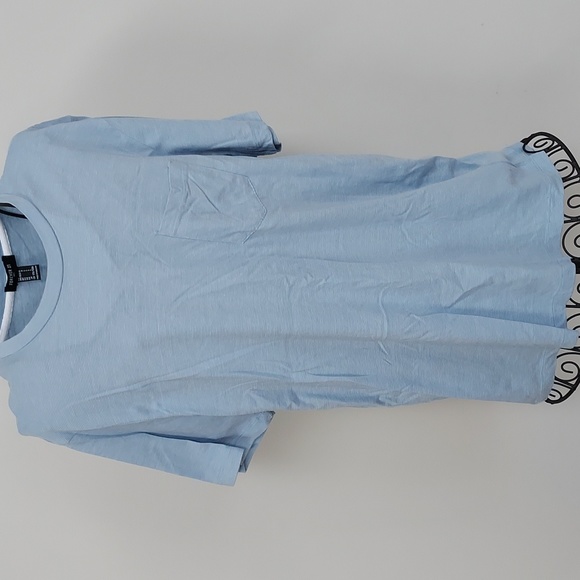 NWOT Men's Pocket Tee - Picture 2 of 3